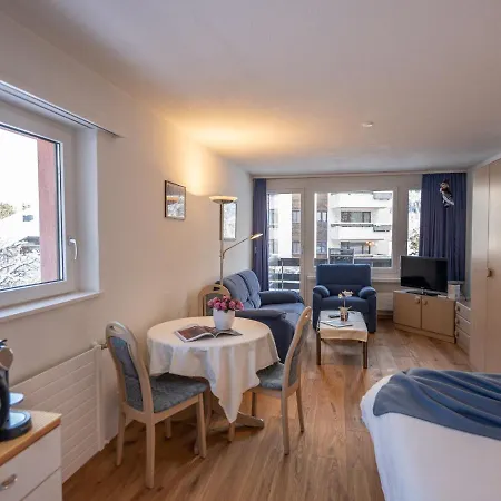 Chesa Corvatsch 111 - Champfer By Interhome *